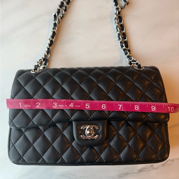 Classic flap bag - Picture 11 of 14